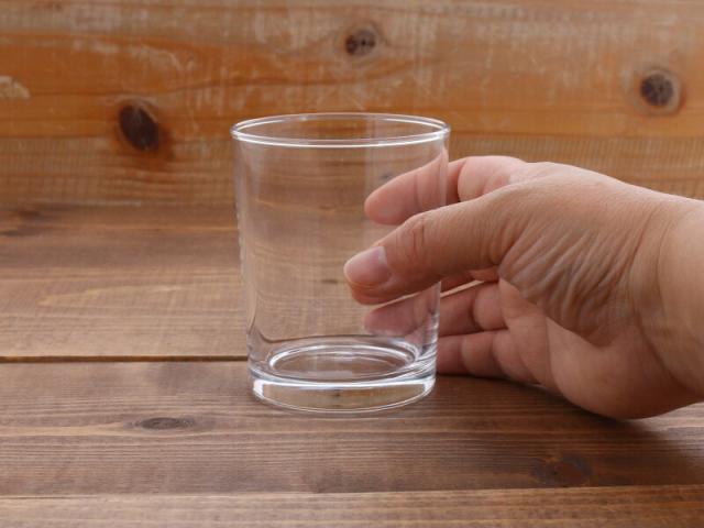 シンプルコップ 2cc ガラス アウトレットグラス コップ カップ ガラス製 食器 洋食器 おしゃれ アイスコーヒー アイスティー カクテル の通販はau Pay マーケット East Table 旧 テーブルウェアイースト