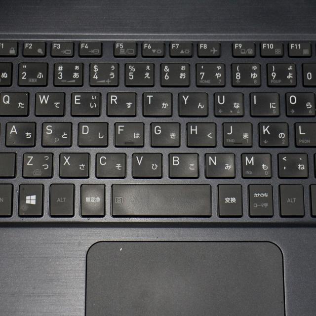 万覚え帳マイコン 中古 東芝 dynabook VC72/J Windows11 64bit タッチパネル液晶 WEB写真器 Core i5 8350U 記憶装置8GB SSD256GB 無線電話ローカルエリアネットワーク B5大きさ 盛りだくさん固定ディスク タッチパネル 1602965