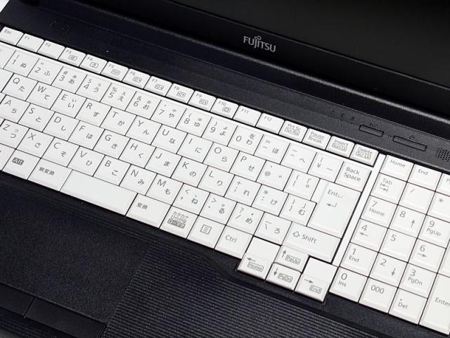ノートパソコン 中古 富士通 LIFEBOOK A5510/FX Windows11 64bit Core i5 10210U メモリ8GB SSD240GB 無線LAN WEBカメラ HDMI テンキー A4サイズ 20006900