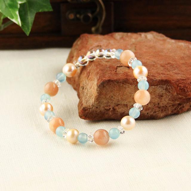 恋愛運 パワーストーン 月の雫の石 のブレスレット オレンジムーンストーン 真珠 送料無料 ブレスレット アクセサリー パワーの通販はau Pay マーケット 風水金運グッズ通販 開運えびす堂