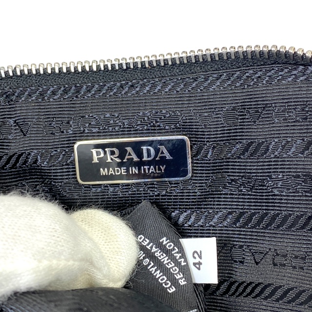 美品 プラダ 2TT091 ショルダーバッグ ネックストラップ 携帯ケース ポーチ コインケース トライアングルロゴ ナイロン PRADA レディース 女性 メンズ 男性 ユニセックス ギフト プレゼント バッグ カバン 財布 小物 ジュエリー_6