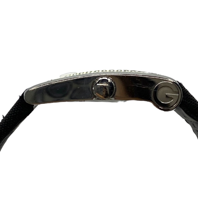 稼働品 グッチ 8600M クォーツ 腕時計 30m防水 ブラック シルバー GG柄