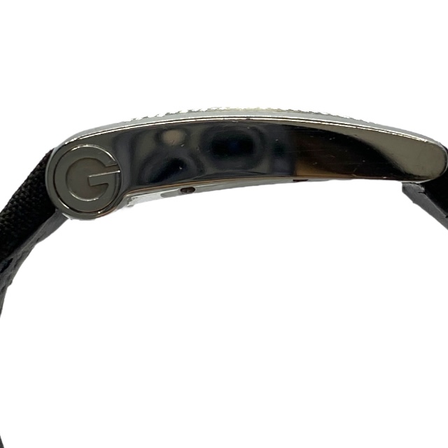 稼働品 グッチ 8600M クォーツ 腕時計 30m防水 ブラック シルバー GG柄