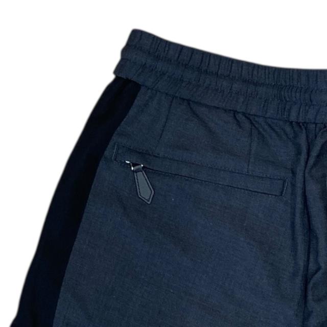 未使用 バーバリー パンツ ボトムス スラックス サイドライン 金属ロゴ ポリエステル×ウール グレー 8041910 メンズ BURBERRY [サイズ46]_5