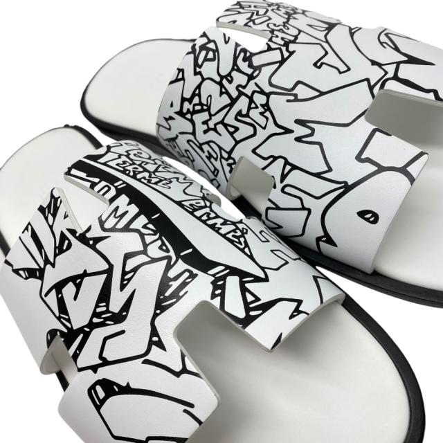 未使用 エルメス イズミール サンダル グラフ エルメス ホワイト ブラック レザー HERMES [サイズ40 約25cm] 上品 定番 実用性_5