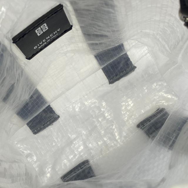 ジバンシィ 2WAY トランスペアレント Gショッパー ミニ トート ショルダーバッグ ブラック クリア ポリエチレン ナイロン GIVENCHY 軽量 実用性 お出かけ カジュアル 洗練 スタイリッシュ 高級感 コンパクト 存在感_4