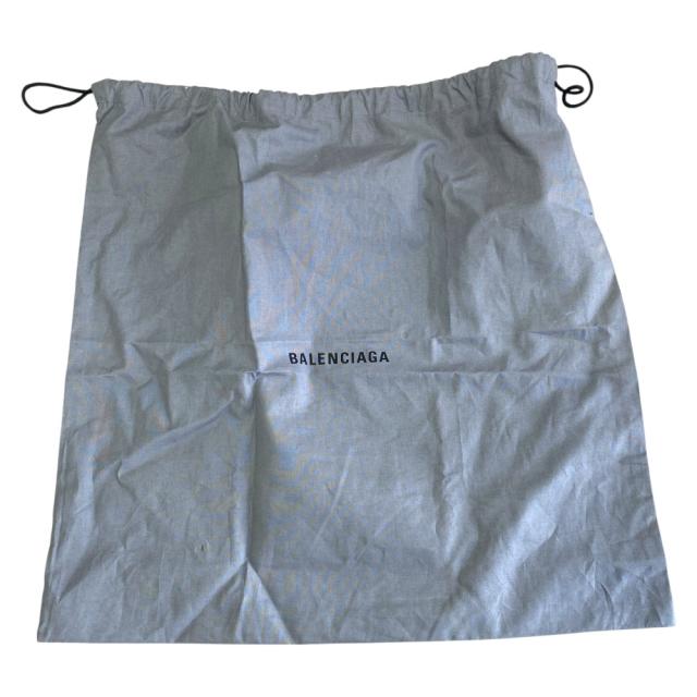 バレンシアガ BBモノグラム ハードウェア ハンドバッグ トートバッグ エンボス ロゴ レザー ブラック 714187 BALENCIAGA 高級感 洗練 上品 人気 トレンド デイリー ビジネス 実用性