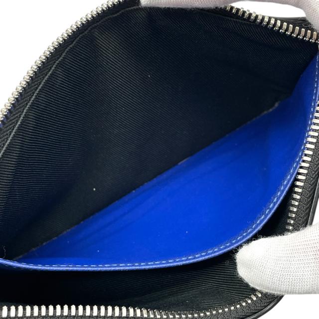 ルイ ヴィトン ポシェットディスカバリーPM フラット ポーチ タイガラマ モノグラム キャンバス レザー ブルー M30278LOUIS VUITTON 上品 高級感 洗練 コンパクト 実用的 ミニマル 使いやすい デイリー スタイリッシュ 持ち運び便利 長く使える_7