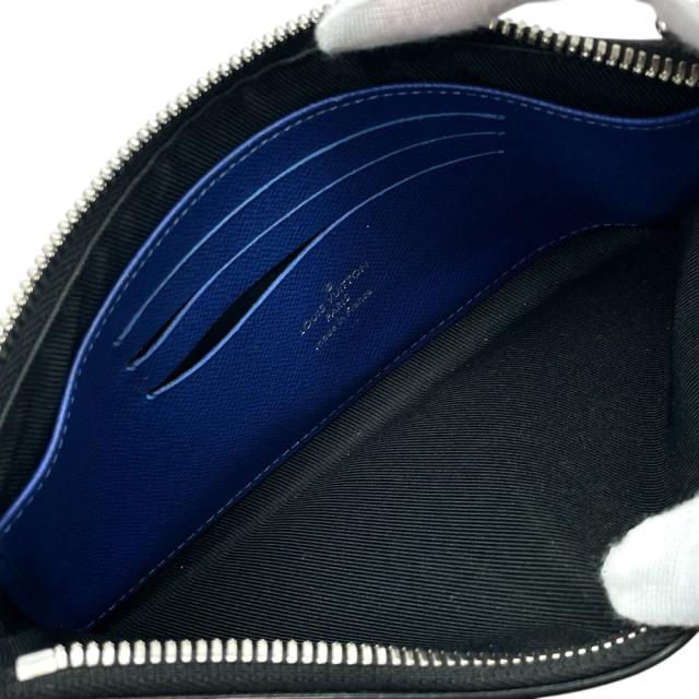 ルイ ヴィトン ポシェットディスカバリーPM フラット ポーチ タイガラマ モノグラム キャンバス レザー ブルー M30278LOUIS VUITTON 上品 高級感 洗練 コンパクト 実用的 ミニマル 使いやすい デイリー スタイリッシュ 持ち運び便利 長く使える_8