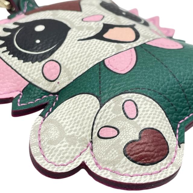 グッチ Besties べスティーズ チャーム キーリング キーホルダー アクセサリー ゴールド メタル レザー 855380 GUCCI 上品 高級感 洗練 スタイリッシュ 実用的 デイリー 使いやすい 軽快 コンパクト 持ち運び便利 長く使える_2