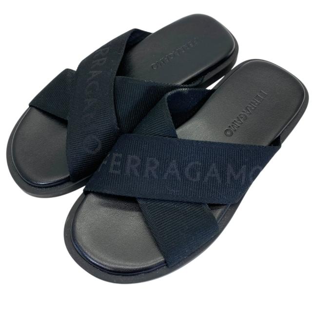 フェラガモ FENICE TEX クロス ストラップ サンダル シューズ ブラック ロゴ 763204 Salvatore Ferragamo[サイズ6(約25cm)] 上品 洗練 快適 定番 高級感 スタイリッシュ カジュアル トレンド