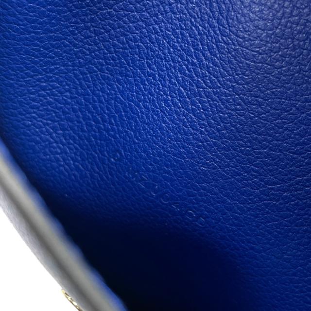 エルメス ウエストポーチ ウエストバッグ ポーチ マルチケース レザー ブルー D刻印 HERMES 上品 洗練 高級感 コンパクト 軽量 実用性 定番 スタイリッシュ カジュアル トレンド_8