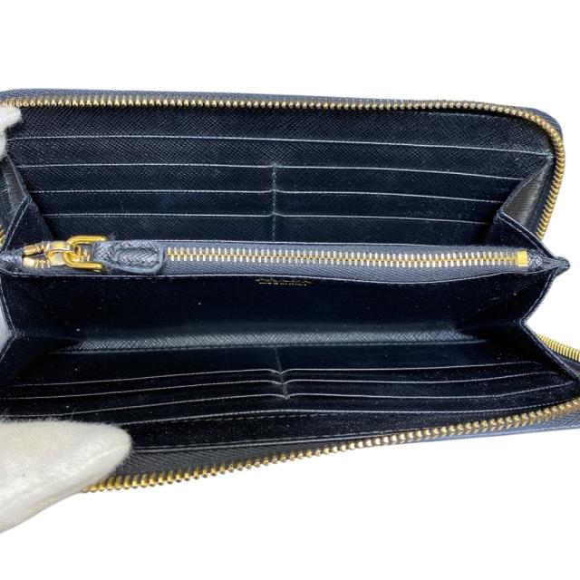 プラダ 財布 長財布 ロングウォレット ラウンドファスナー エンボス ロゴ レザー ブラック 1ML506 PRADA 上品 洗練 高級感 収納力 定番 スタイリッシュ カジュアル トレンド 万能_5