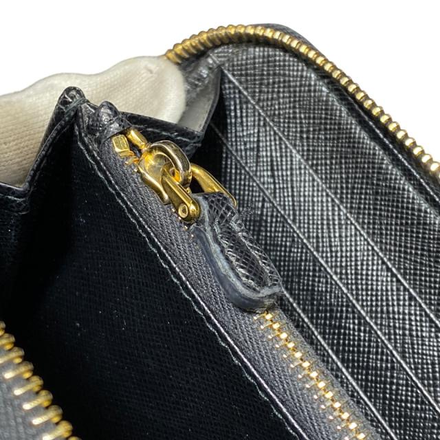 プラダ 財布 長財布 ロングウォレット ラウンドファスナー エンボス ロゴ レザー ブラック 1ML506 PRADA 上品 洗練 高級感 収納力 定番 スタイリッシュ カジュアル トレンド 万能_9