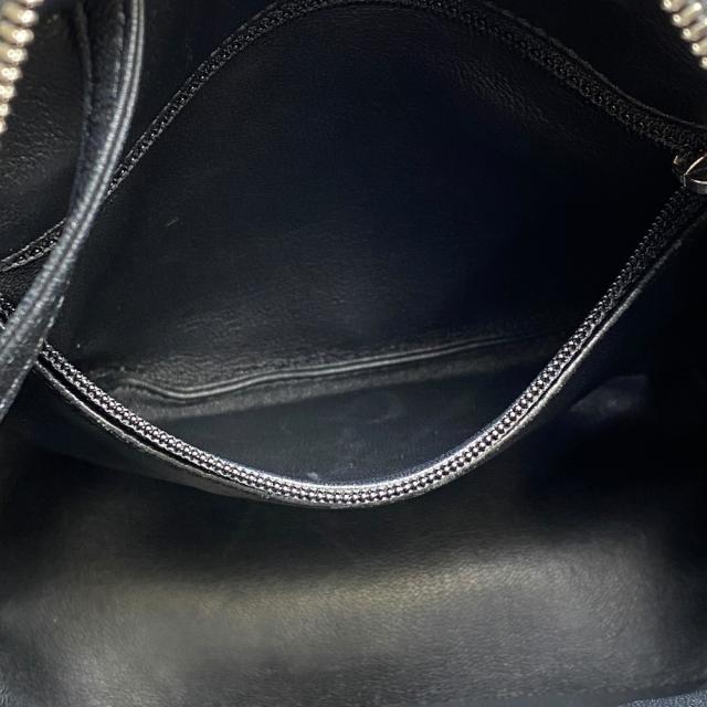 シャネル スパンコール ウォーターフォール バックパック リュックサック ココマーク ロゴ グレー ブラック シルバー CHANEL 上品 洗練 高級感 軽量 実用性 定番 スタイリッシュ カジュアル トレンド 万能_7