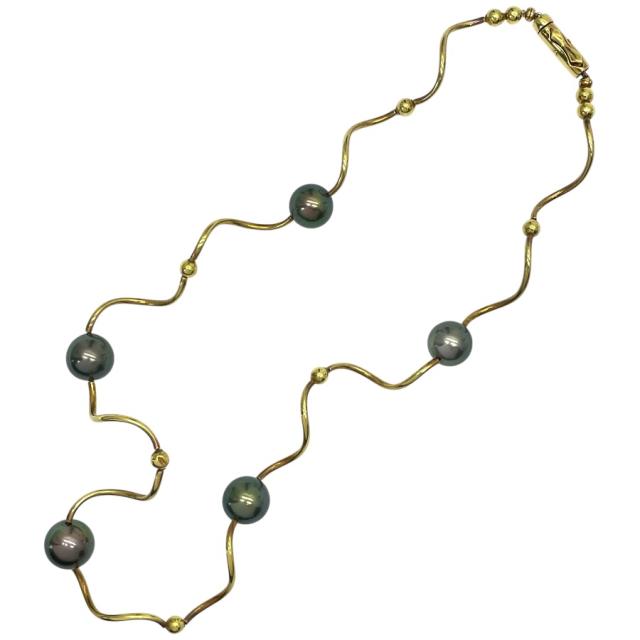 タサキ 田崎 ネックレス ペンダント ウェーブデザイン アクセサリー ジュエリー パール 真珠 K18 ゴールド パール TASAKI 上品 洗練 高級感 シンプル 定番 人気 日常使い