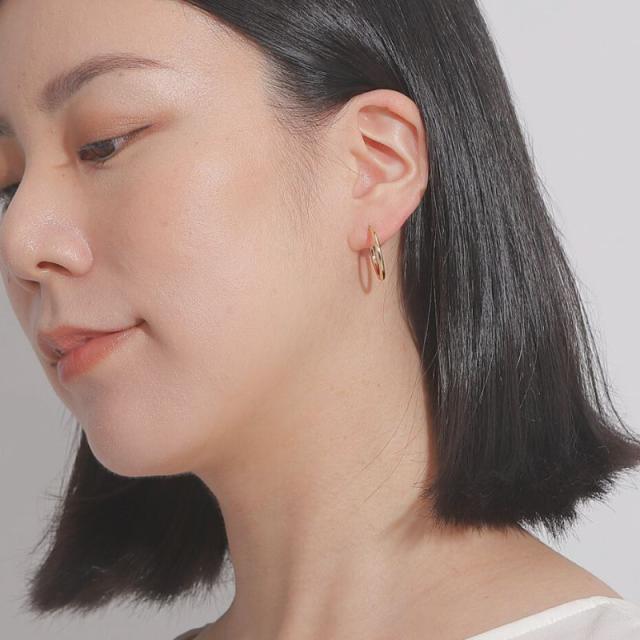 【新品】K18 18金フープピアス（2mm×20mm）1.1g