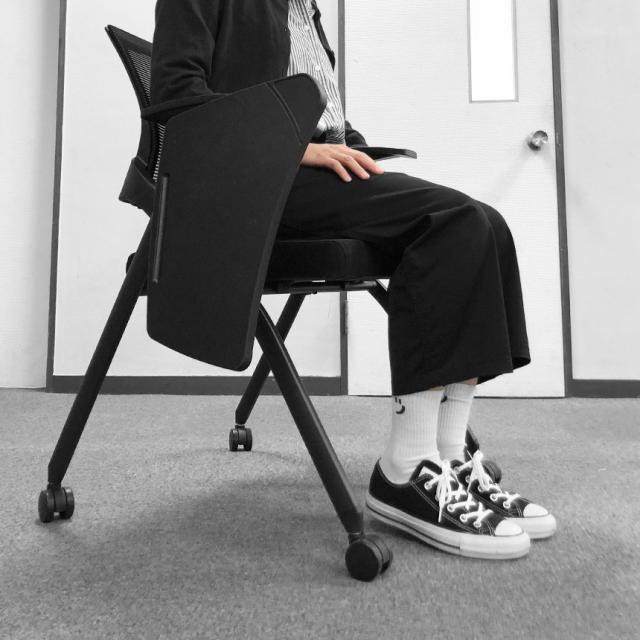 折りたたみ椅子 テーブル キャスター付き 完成品 12脚セット 折りたたみチェア 背付き 組み立て不要 軽量 コンパクト 収納 会議 収納 パイプ椅子 パイプイス ミーティングチェア 椅子 チェア 学校 集会所 ミーティング_9