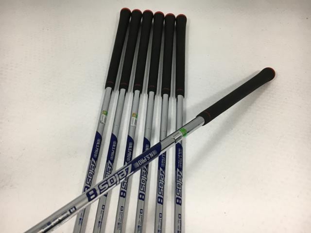 中古ゴルフクラブ】(7本セット)ダイワ(グローブライド) ONOFF 赤(AKA