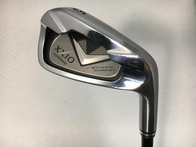 【中古ゴルフクラブ】(8本セット)ダンロップ ゼクシオ(XXIO) フォージド アイアン 2013 MX4000 5〜9.P.A.S【14日間返品OK】
