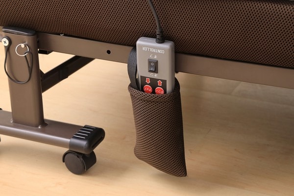 アイリスオーヤマ 折りたたみ電動リクライニングベッド OTB-FDN | 折りたたみ 電動 リクライニングベッド コンパクト 収納 電動ベット 介護ベッド 電動リクライニングソファ 電動ベッド_7