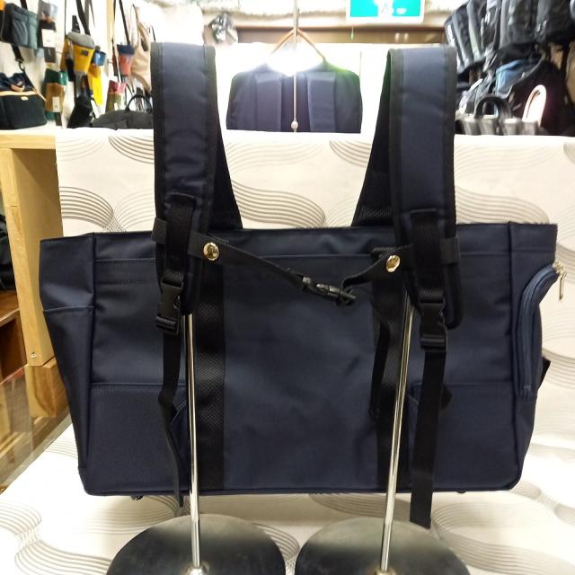 ミスターバックマン（Mr. Backman） 犬用キャリーバック リュック ミスターバックマン(Mr.Backman) リュック＆トート長 迷彩 | 犬用 猫用