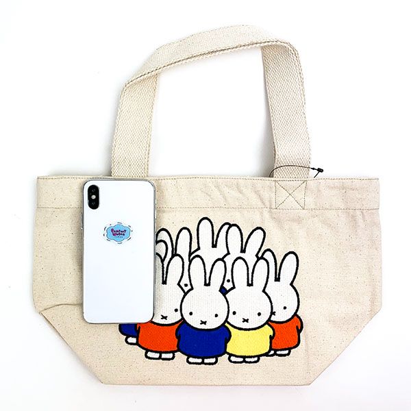はっちゃん　インド刺繍ホワイト　トートバッグ　ハンドメイド 爽やかブルー◇インド刺繍×帆布☆ミニトートバッグ トートバッグ