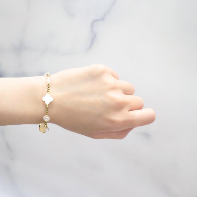 【Shining Like Stardust】ホワイトシェル 水晶 オーロラオーラ レインボークォーツ ブレスレット｜天然石｜一点物｜LA・JOLLA HALE_1