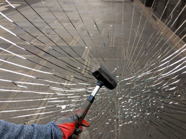 窓ガラス用防犯フィルム10枚組 ロングの通販は 5,595円