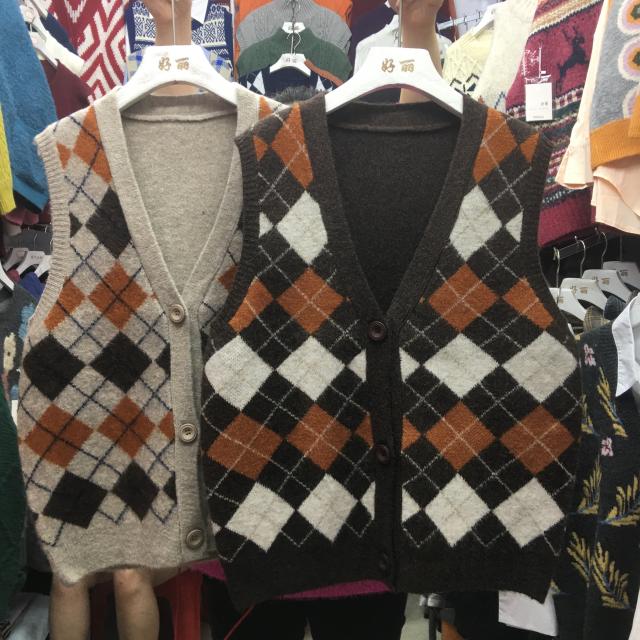 レトロダイヤモンドチェックベスト秋冬新韓国版ワイルドベストvネックニットセーターカーディガンレディース602 の通販はau Pay マーケット ジョルノ