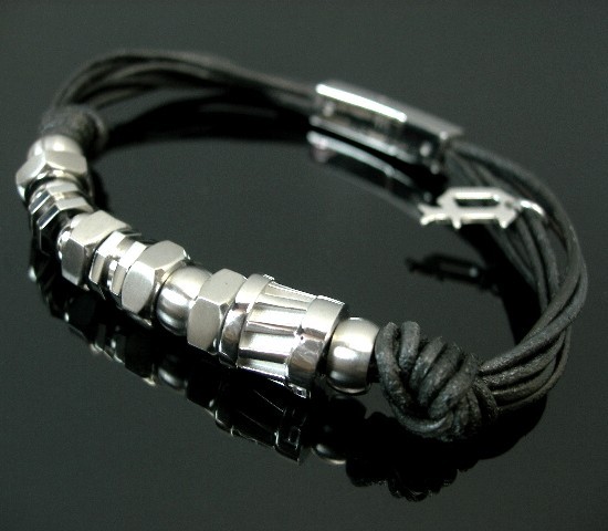 ★SALE★【POLICE/ポリスアクセ】ELEMENT　ブラックレザーブレスレットS　PJ22295BLB01（送料無料）