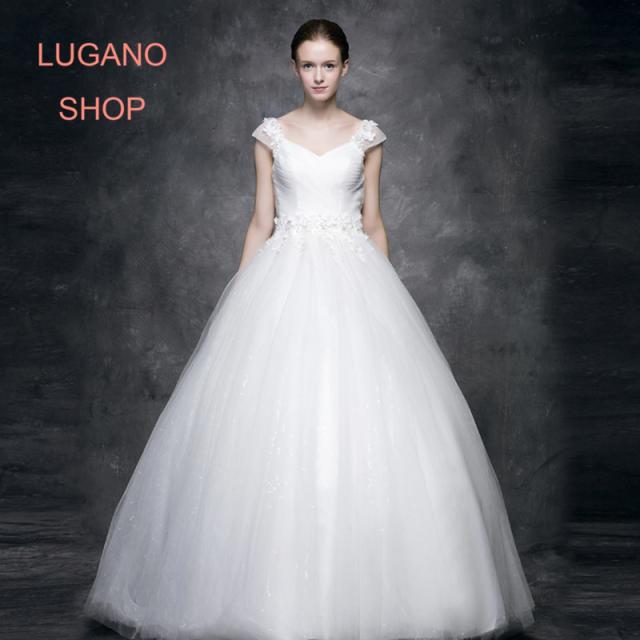 欧米デザイン2017　 ウェディングドレス.ドレス.プリンセス..結婚式.演奏会.　ベール・グローブ・パニエ無料付き