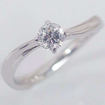 プラチナ900ダイヤモンドピアス 0.3ct H&C ptの+