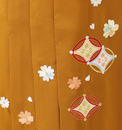 往復送料無料 全部揃って安心 大学 高校 小学生  2泊3日 卒業式袴 レンタル セット 山本美月 デザイン ピンク地 No.055-0155