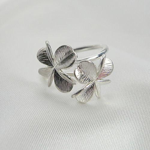 ２連クローバーリング クローバーリング レディースリング 女性用リング 指輪 サイズ9 15号 Blue Cat の通販はau Pay マーケット シルバーアクセサリー夢ロード