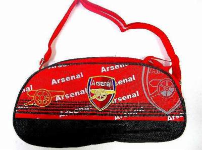 アーセナル 赤 シューズケース バッグ サッカー キッズ ジュニア の通販はau Pay マーケット 激安サッカーロロショップ