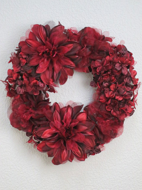 おしゃれなアートフラワー レッドオーガンジーリース 造花 リースの通販はau Pay マーケット ロクシタン ジルスチュアート ギフト トレフール Au Pay マーケット店