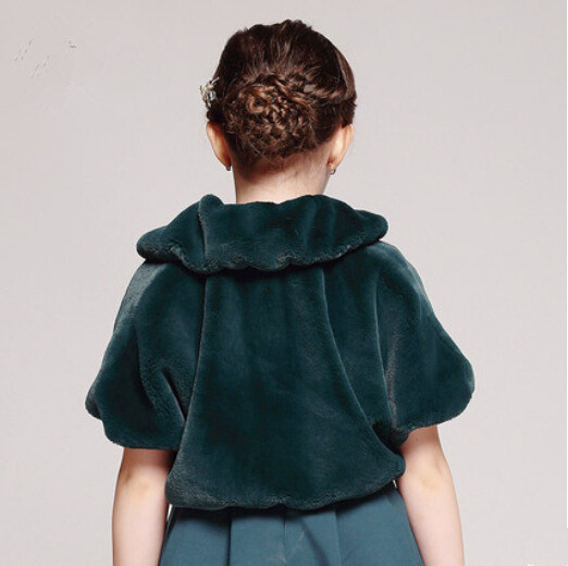 子供服 キッズ用コート ケープ　　ブライズメイド その他子供服（アウター）