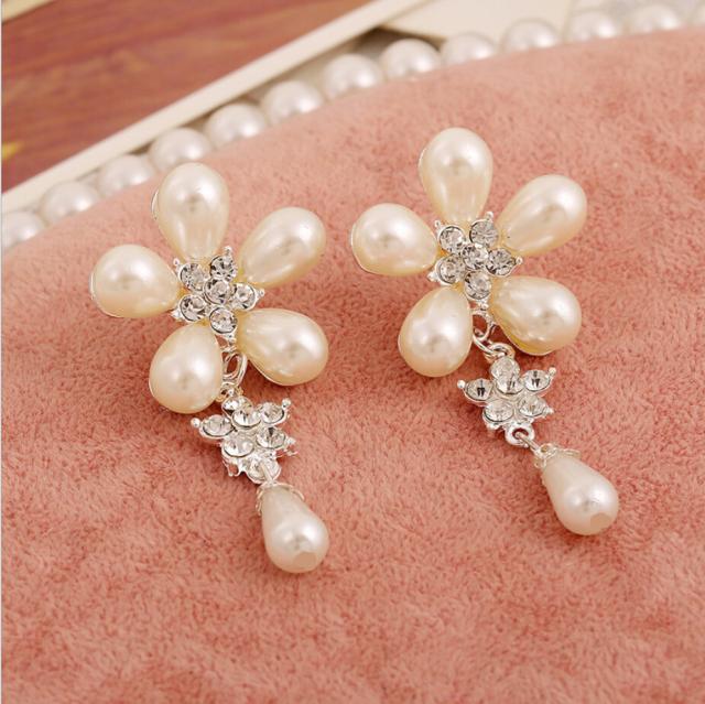 Stella Bridal ステラブライダル カチューシャ&イヤリングSET