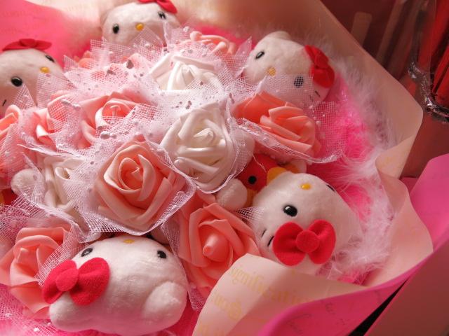 クリスマスプレゼント　キティ 花束　フラワーギフト　キティいっぱい入り　キティ　ブーケ　プレゼント　フラワーギフト_3