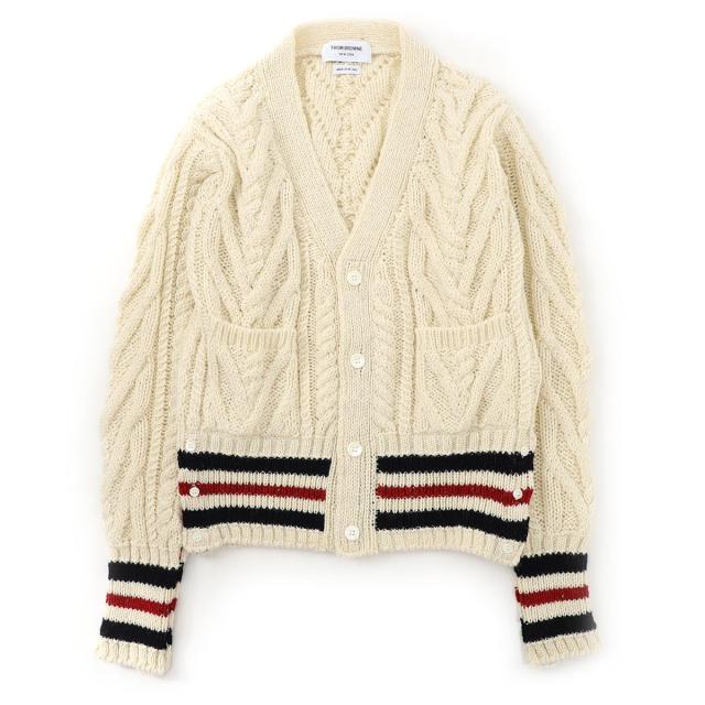 あす着 トムブラウン Thom Browne カーディガン メンズ Aran Cable Classic V Neck Cardigan W Cricket Stripe In Mohair Tweedの通販はau Pay マーケット モダンブルー Au Pay マーケット店