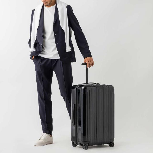 rimowa essential lite check in m