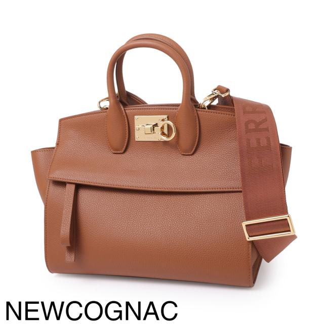 直営店☆Ferragamo☆お洒落♪STUDIO SOFT レザー ハンドバッグ Soft-bag：フェラガモの新作レディースバッグ