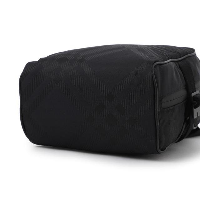 あす着] バーバリー BURBERRY クロスボディバッグ メンズの通販はau