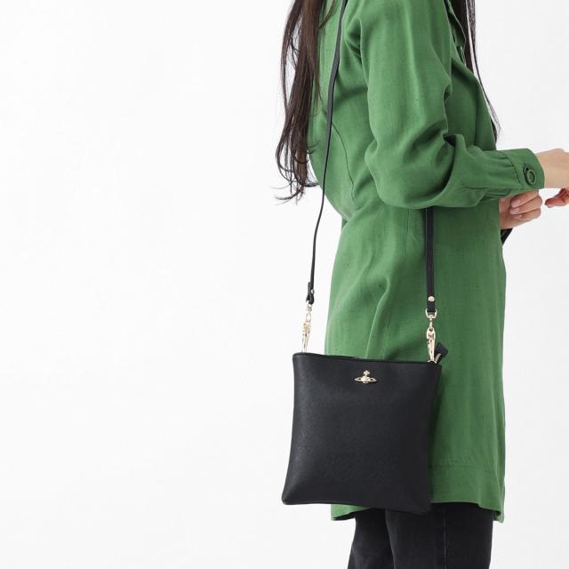 [あす着] ヴィヴィアンウエストウッド Vivienne Westwood ショルダーバッグ クロスボディバッグ レディース SQUIRE SQUARE CROSSBODYの通販は