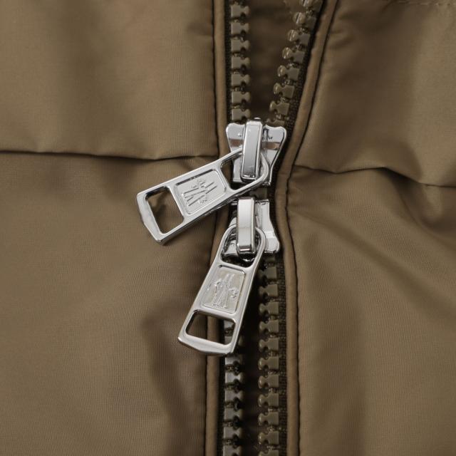 あす着] モンクレール MONCLER フード付き 中綿入りブルゾン ナイロン