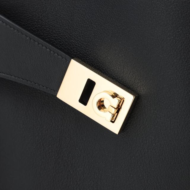 フェラガモ FERRAGAMO ハンドバッグ 2WAY ショルダーバッグ レディース HUG SOFT BICOLOR SHOULDER BAG_11