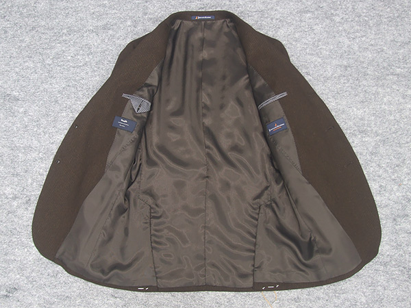 MARZOTTO]クラシコテーパードスーツ 2タックパンツ スタイリッシュ段