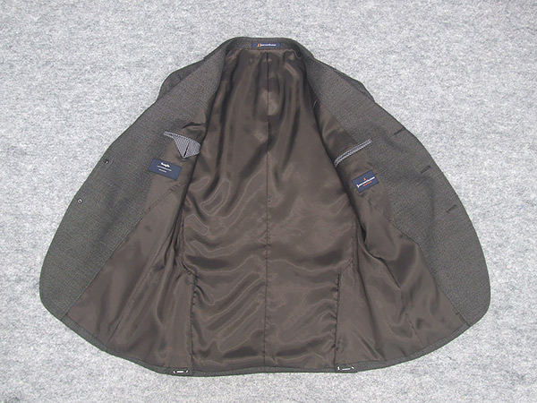 MARZOTTO]クラシコテーパードスーツ 2タックパンツ スタイリッシュ段