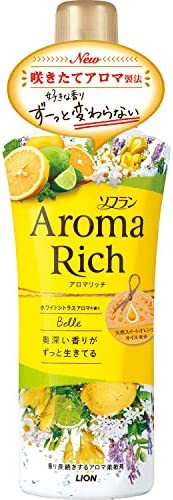 ソフラン アロマリッチ ベル(ホワイトシトラスアロマの香り) 柔軟剤 本体 520ml